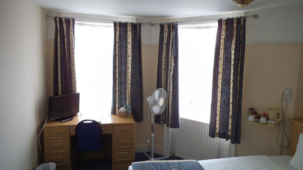 Belle Vue House Hotel Reading Camera foto